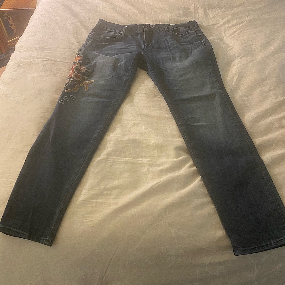 Driftwood Marilyn Embroidered Jeans